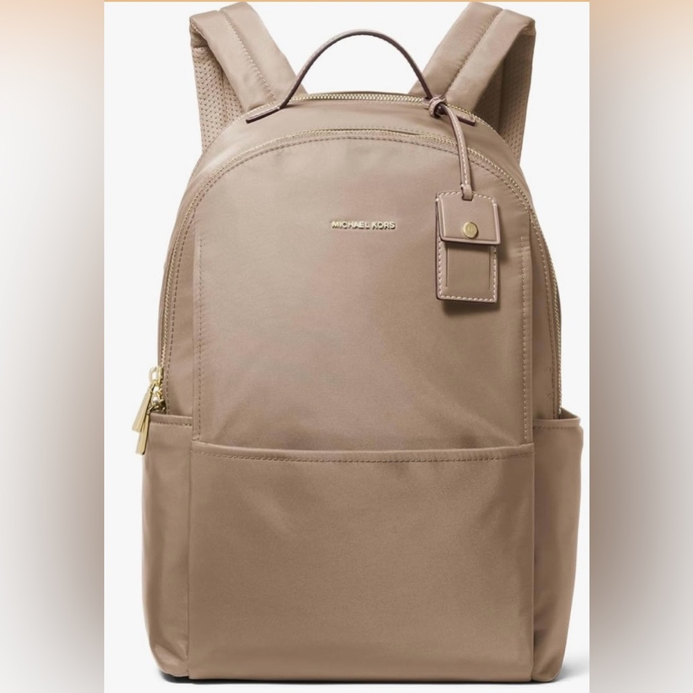 MICHAEL KORS
Sable Large Nylon Backpack new
